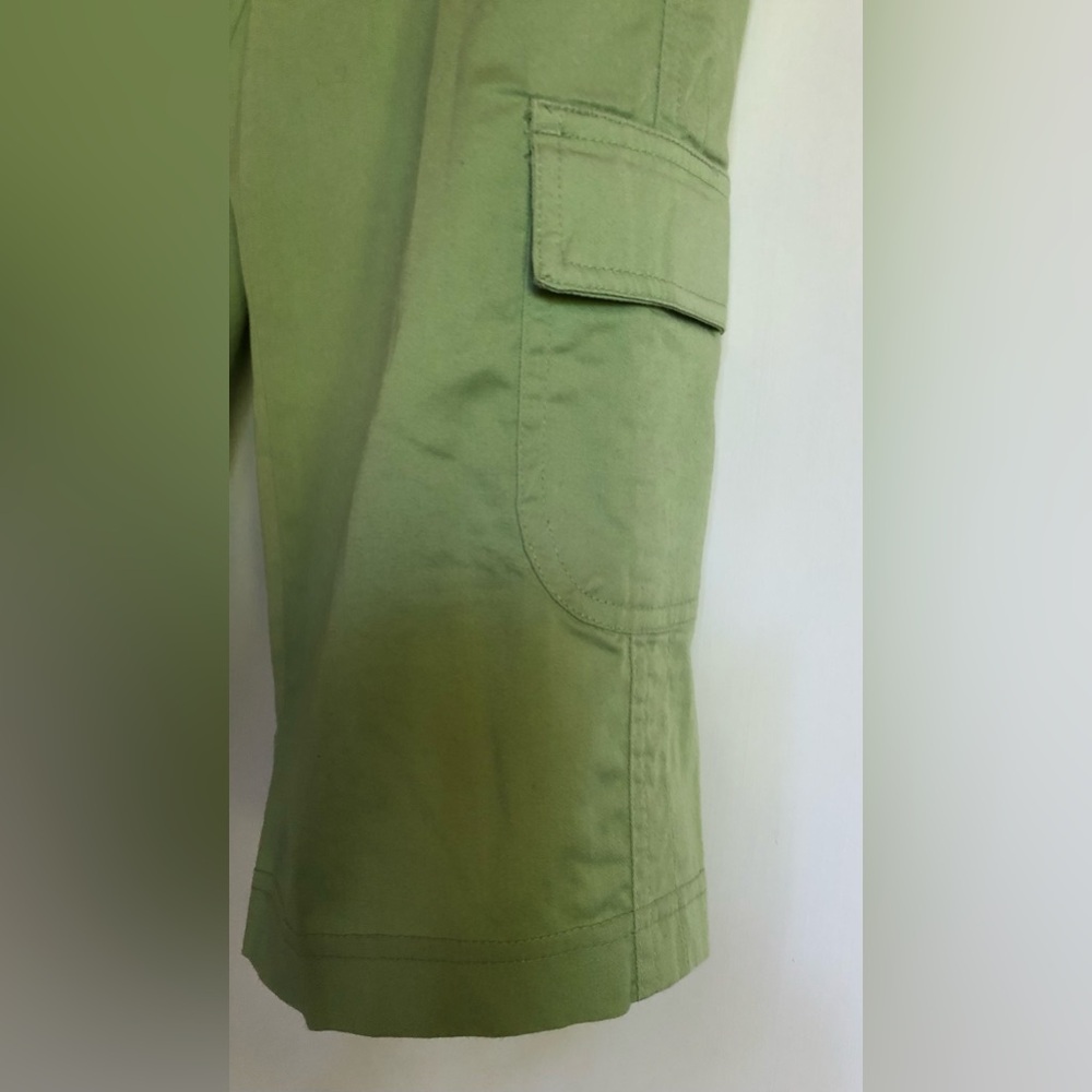 Dahlia Casual Green Capri Pants- 8P- Stretch- Cotton/Spandex - Picture 4 of 8